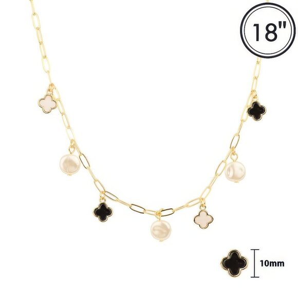 Quatrefoil Charm Pendant Necklace - Picture 1 of 2